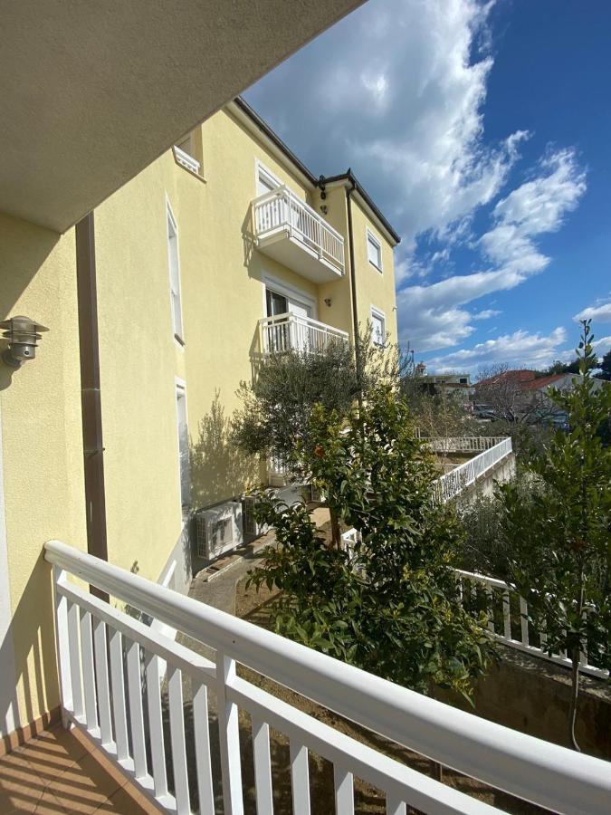 Kavajin Rooms Duće Eksteriør billede