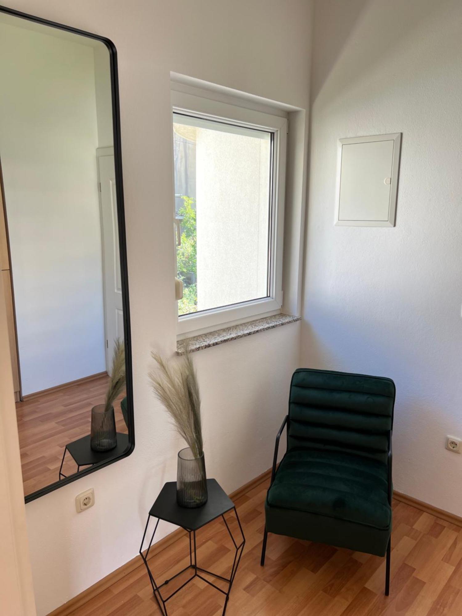 Kavajin Rooms Duće Værelse billede