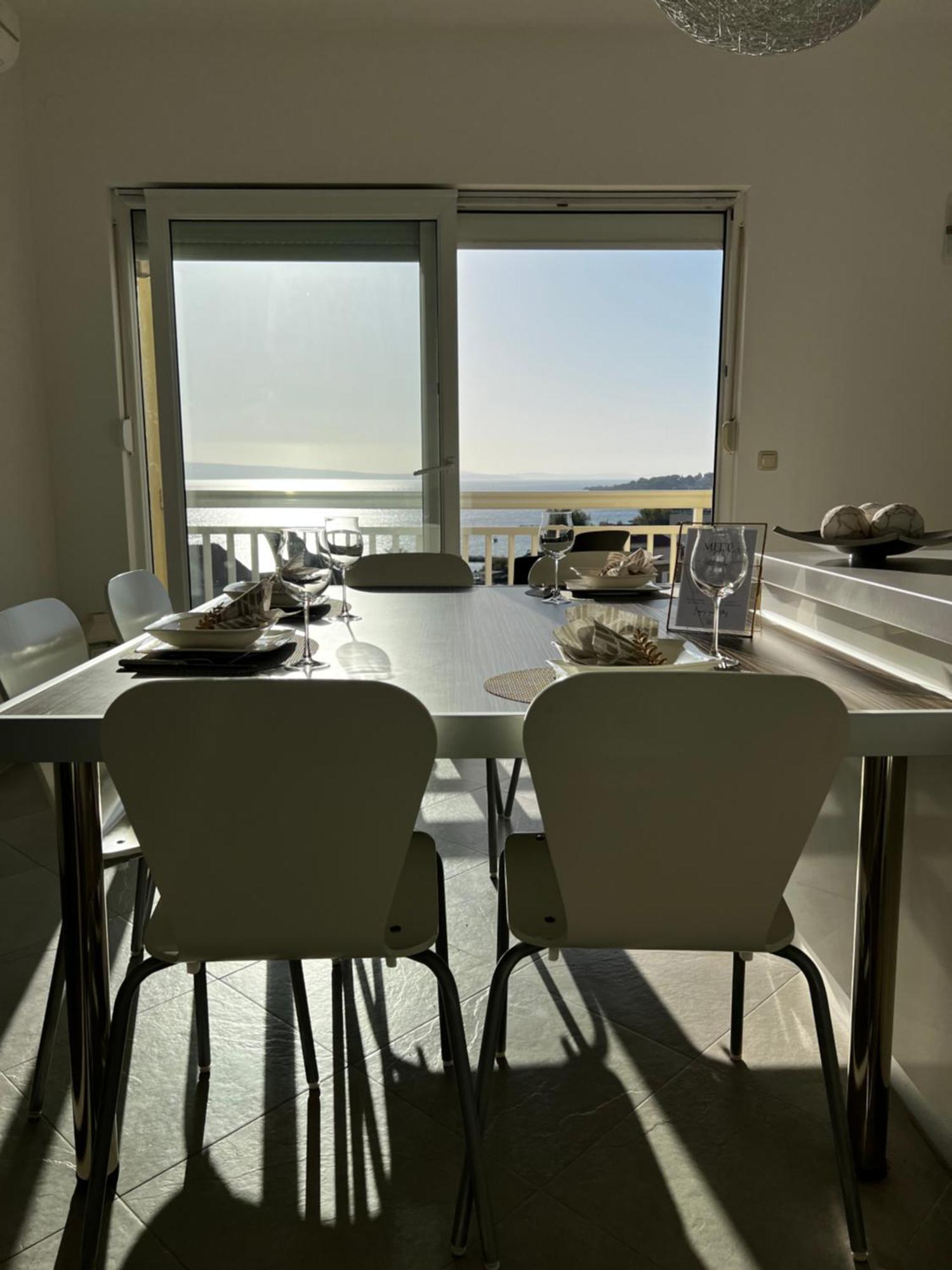 Kavajin Rooms Duće Værelse billede