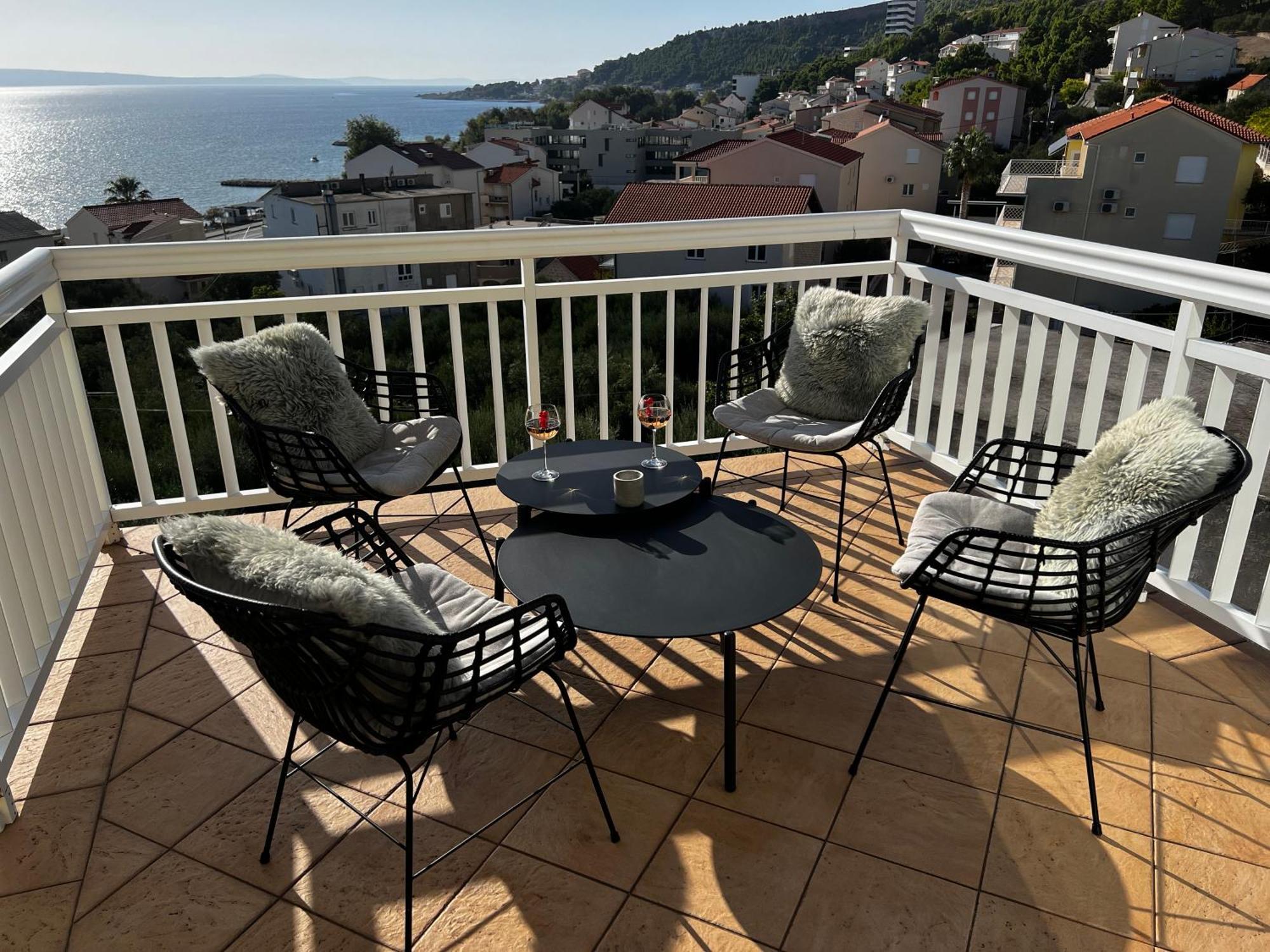 Kavajin Rooms Duće Værelse billede