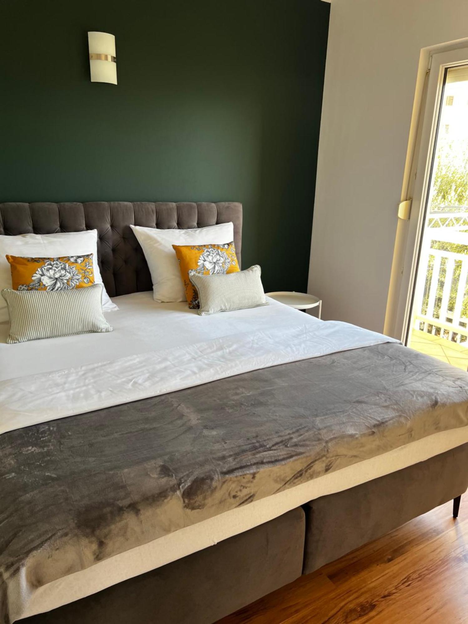 Kavajin Rooms Duće Værelse billede